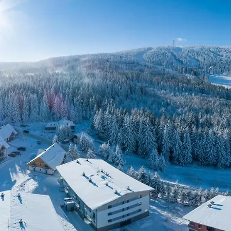 Klinovec Views Aparthotel Loucna pod Klinovcem