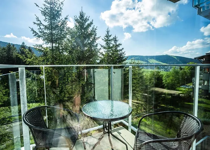 Aparthotel Klinovec Views 4*